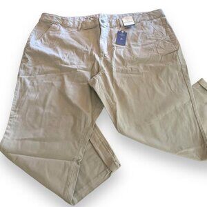 NWT ST JOHNS BAY - Beige GirlFriend Chino Slimming Capris Pants -‎ 24W